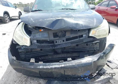 2010 Ford Focus Se z USA, uszkodzony, nr VIN 1FAHP3FN6AW186084